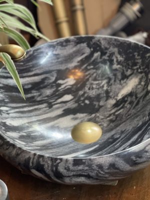 Lavabo đá tự nhiên đen vân trắng