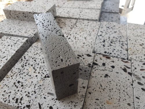 đá viên tổ ong xám 10x10x5 1