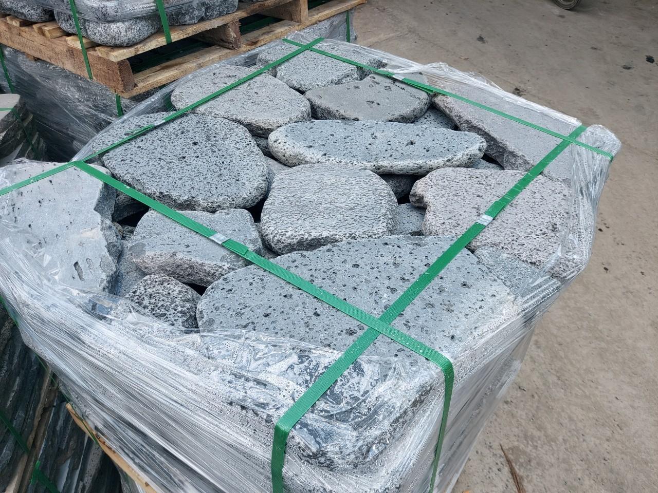 Đá rối tổ ong quay cạnh lát sân (2)-compressed Đá rối tổ ong quay cạnh lát sân