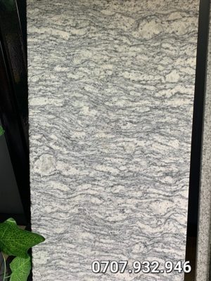 đá vân mây lát sân 30x60