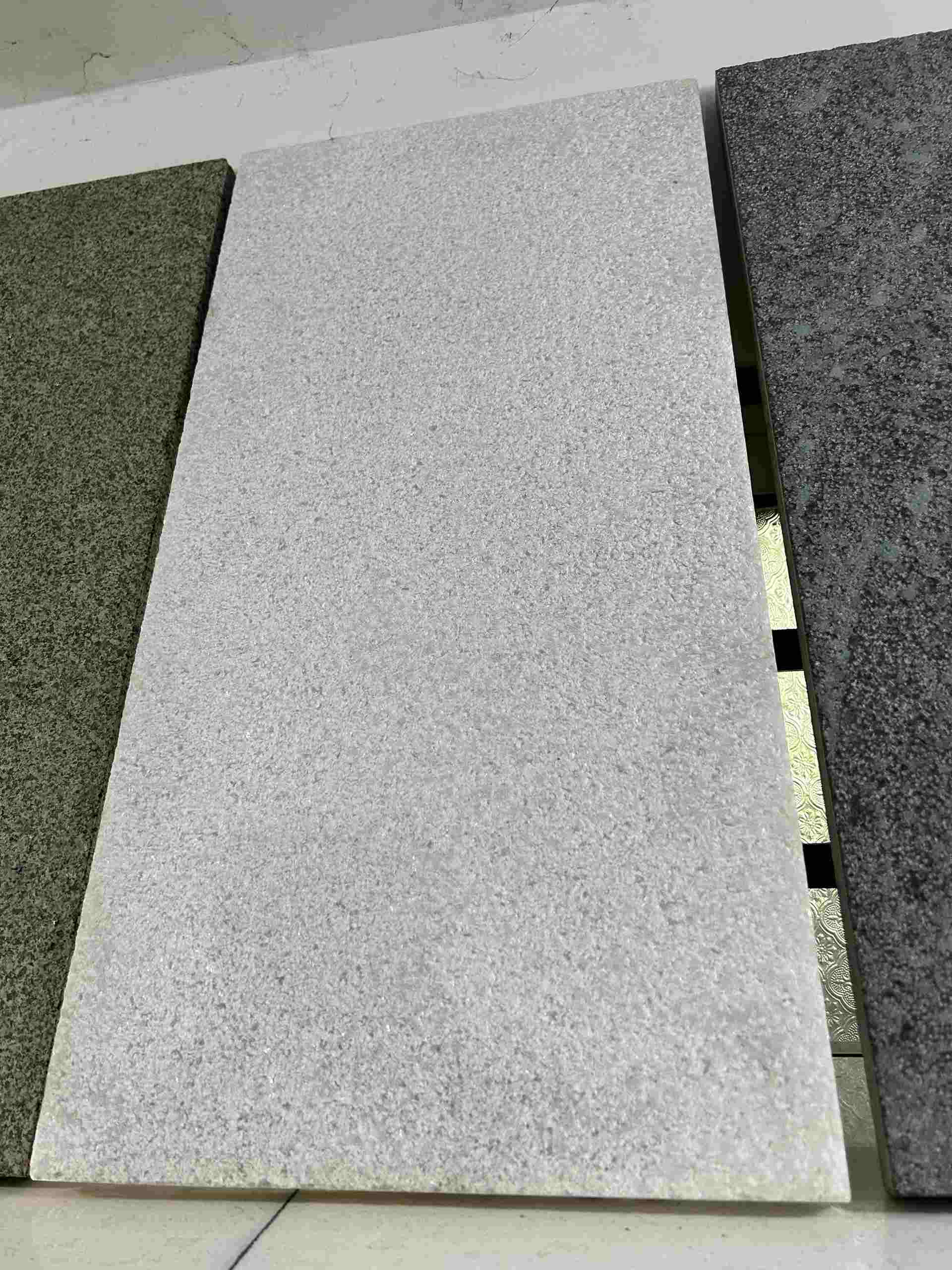 Đá băm trắng muối 30×60 lát sân Đá băm trắng muối 30×60 lát sân